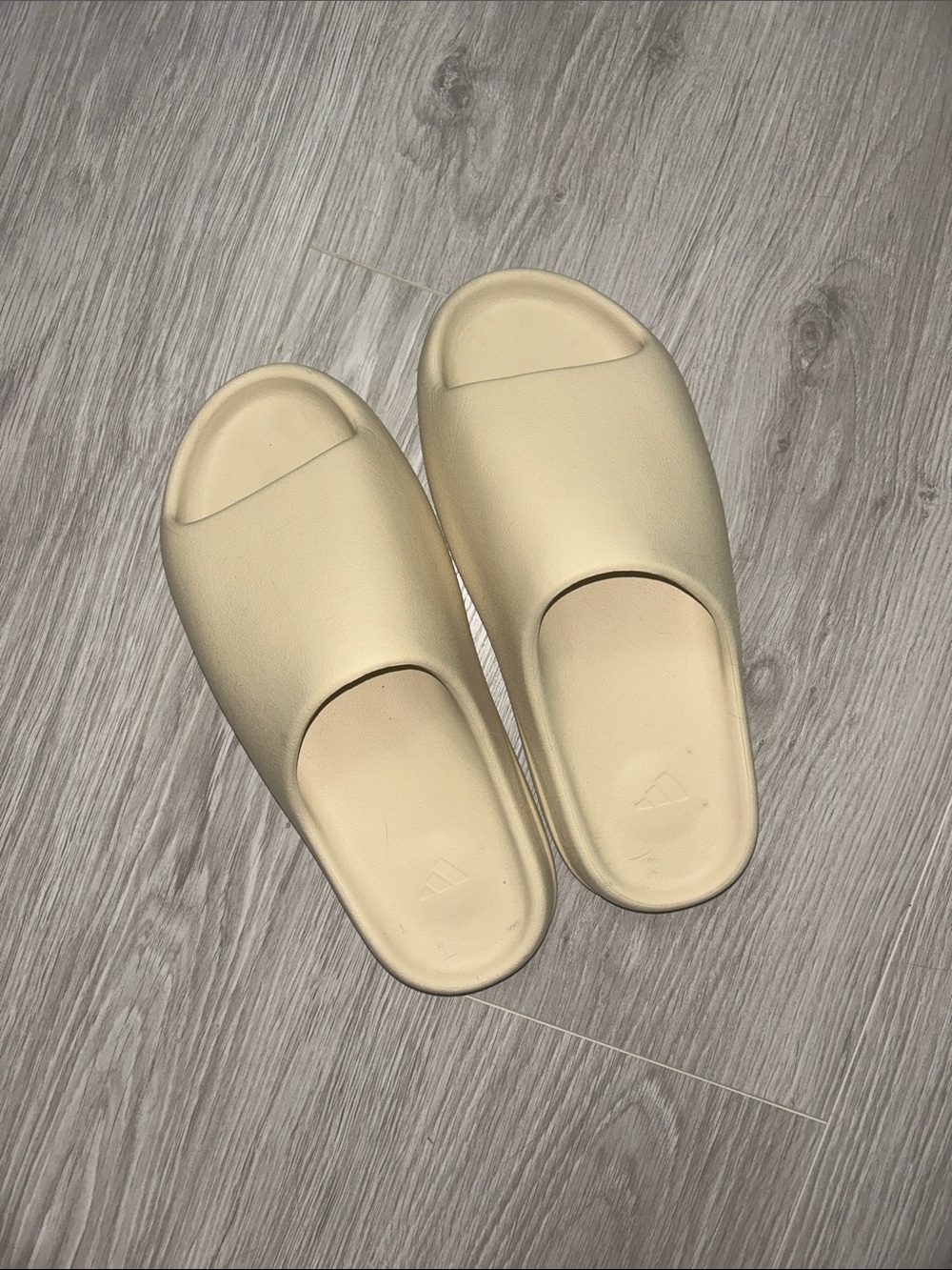 Yeezy Slide Bone